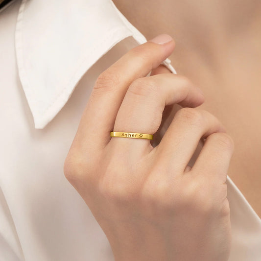 Személyre szabott háziállat névgyűrű