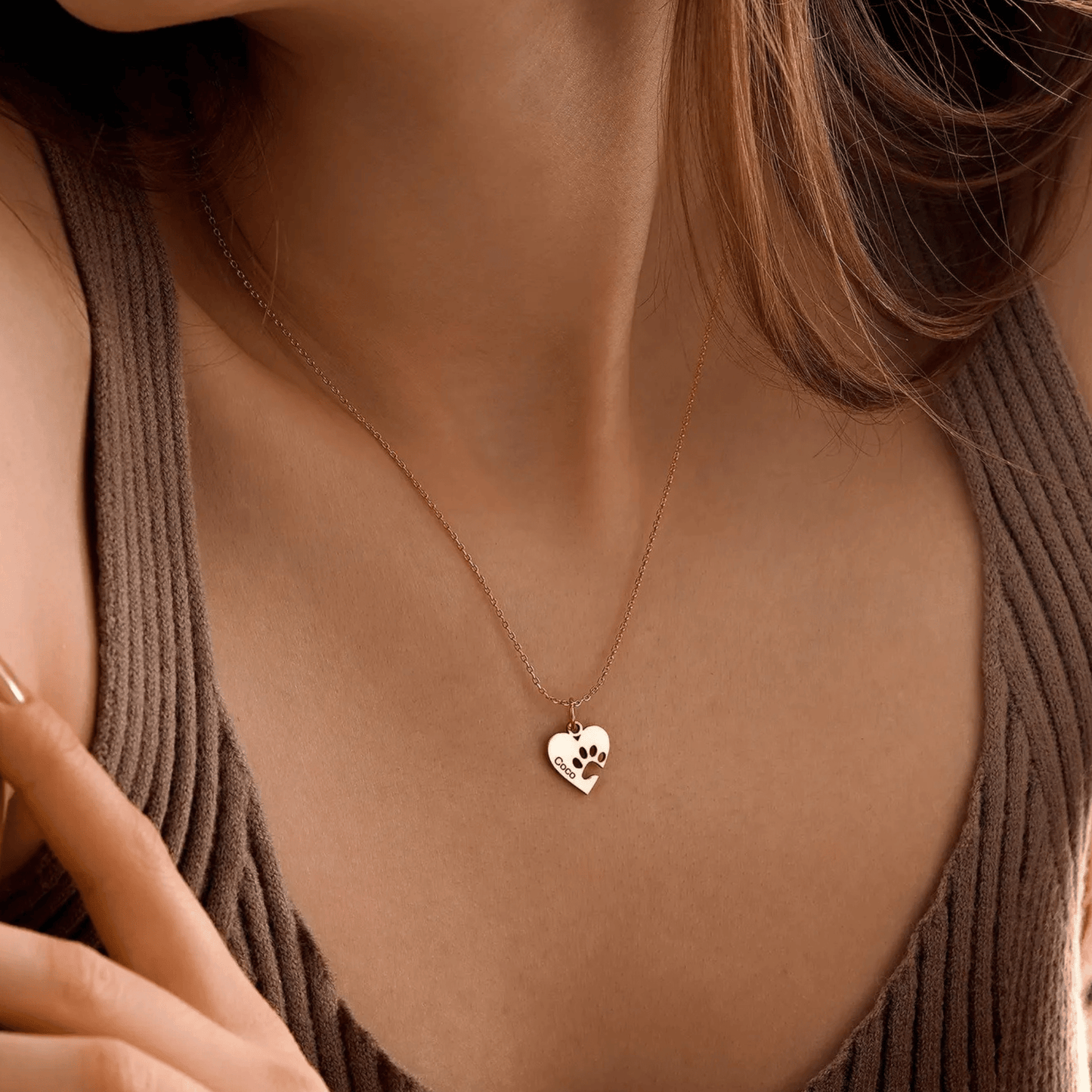 Személyre szabott mancs és szív névnyaklánc