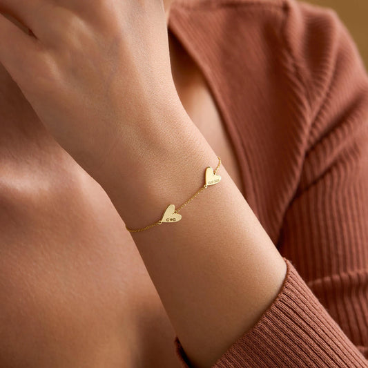 Személyre szabott gravírozott szívkarkötő