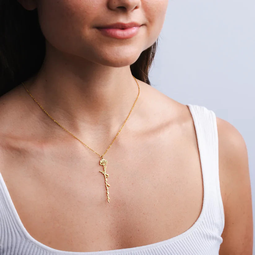 Személyre szabott születési virág névnyaklánc